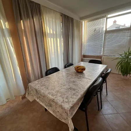 Mateo Apartman *